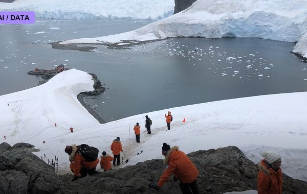 The Thwaites Glacier and the Threat of Collapse