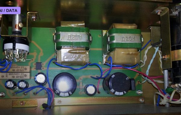 Perovskite-Silicon Tandems Set Solar Efficiency Records